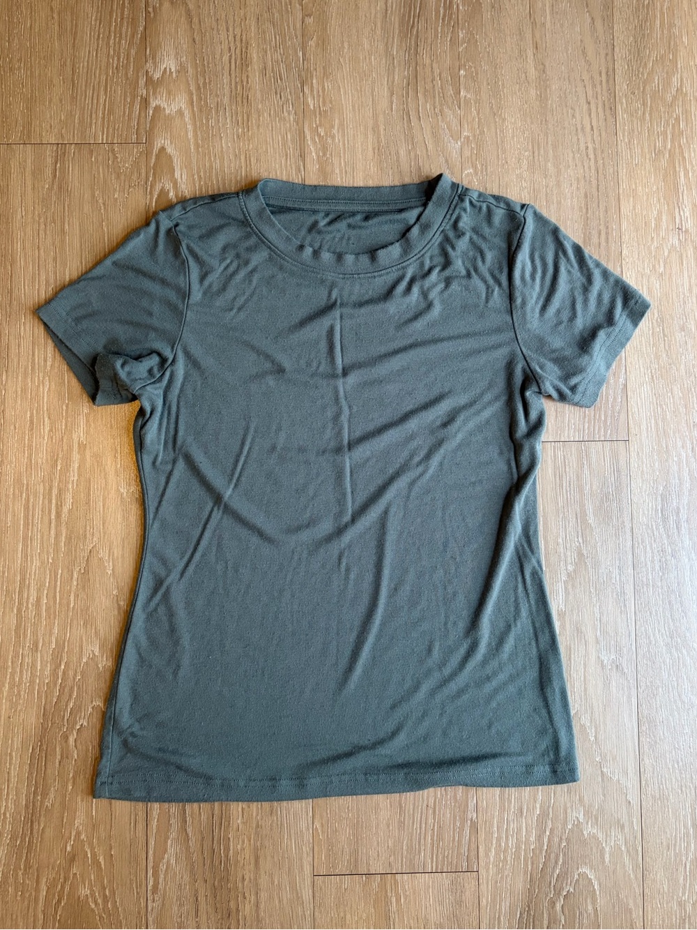 Basic Crewneck Tee in Olive Green